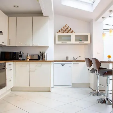 Charming Center-grande 5 Min Walking Appartement *