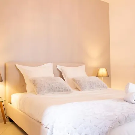 Apartment Charming Center-grande 5 Min Walking Biarritz
